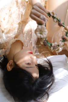 晚上被各种姿势进去高潮小说